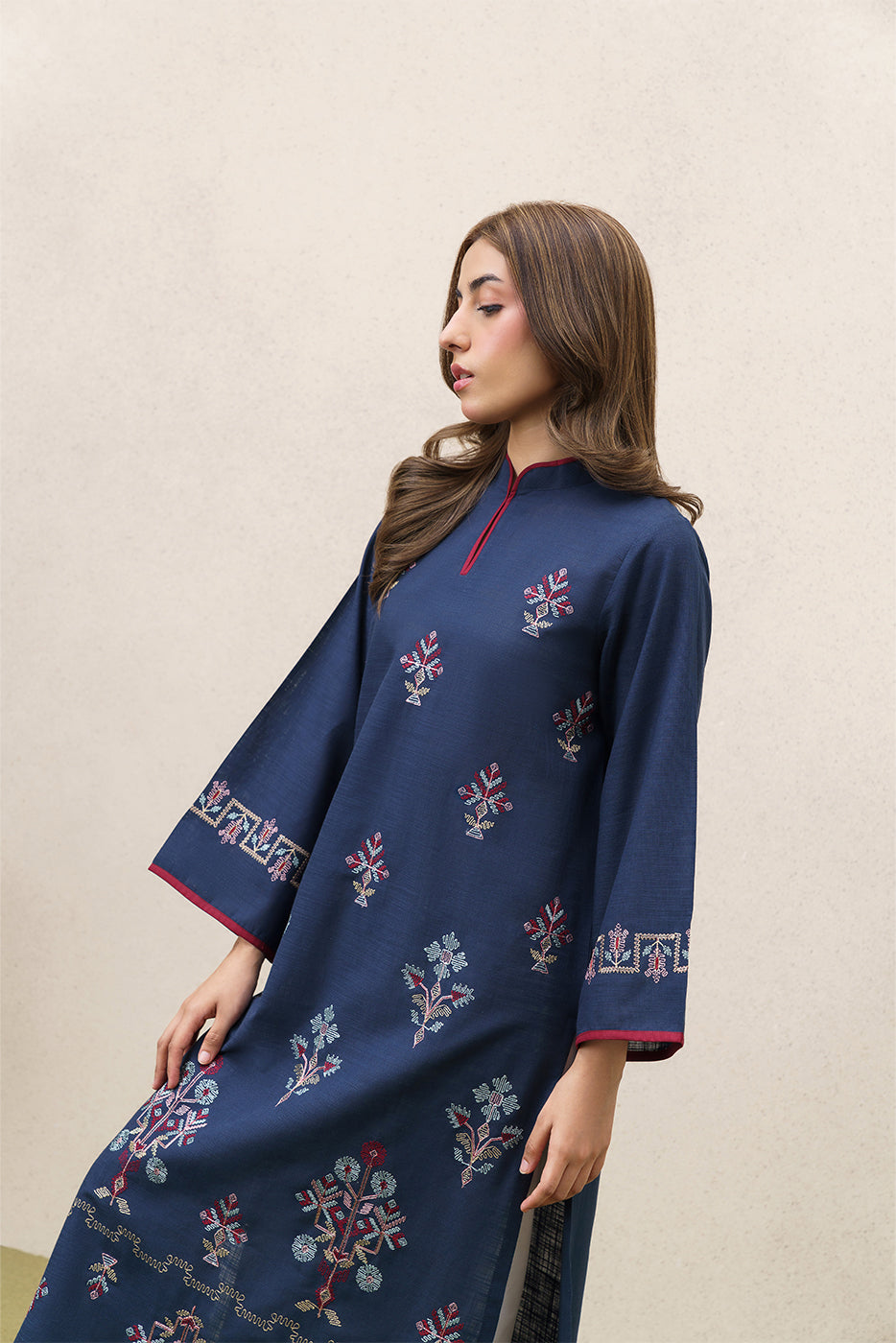 EMBROIDERED TWO WAY SLUB SHIRT (PRET)