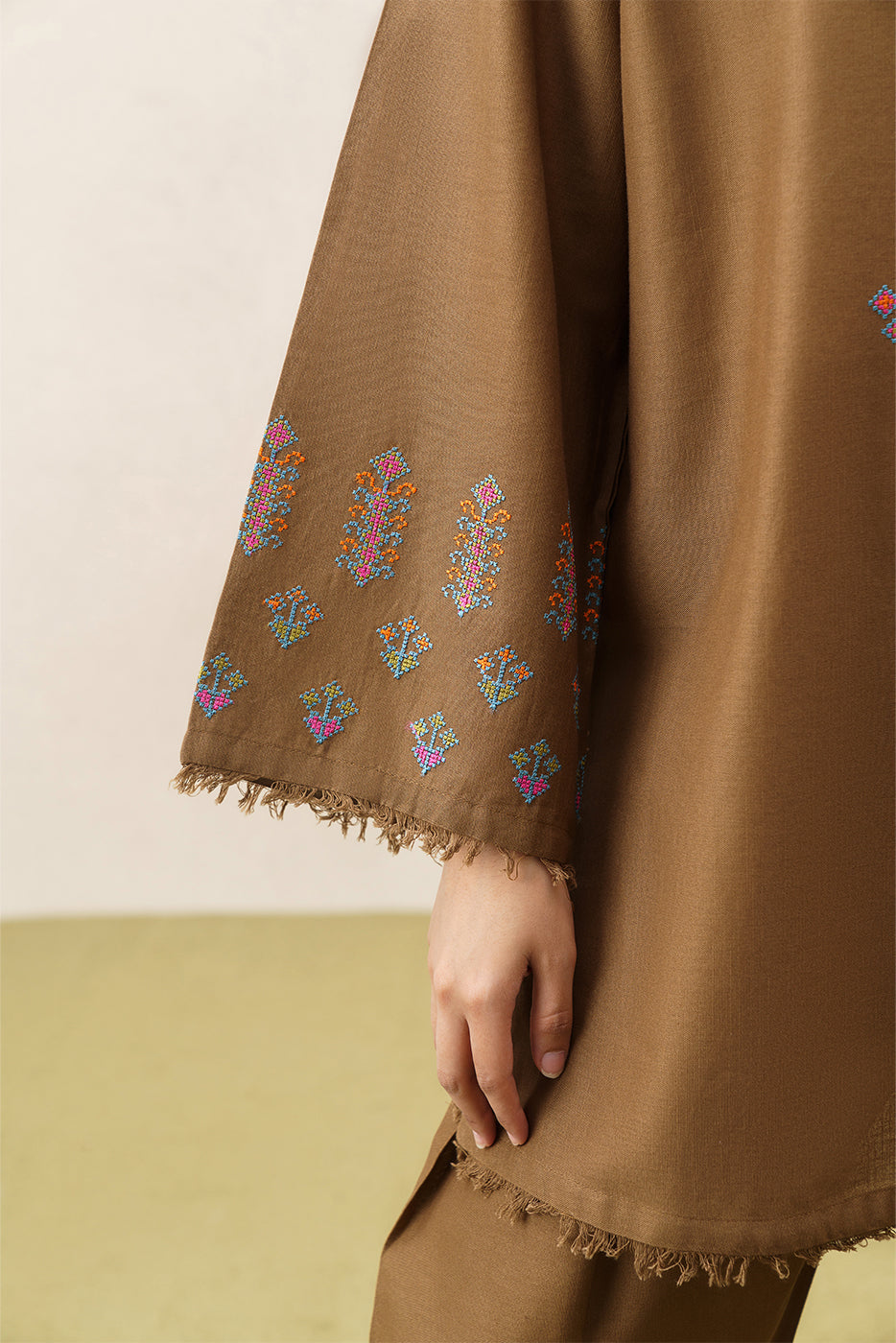2 PIECE EMBROIDERED SLUB KHADDAR  SUIT (PRET)