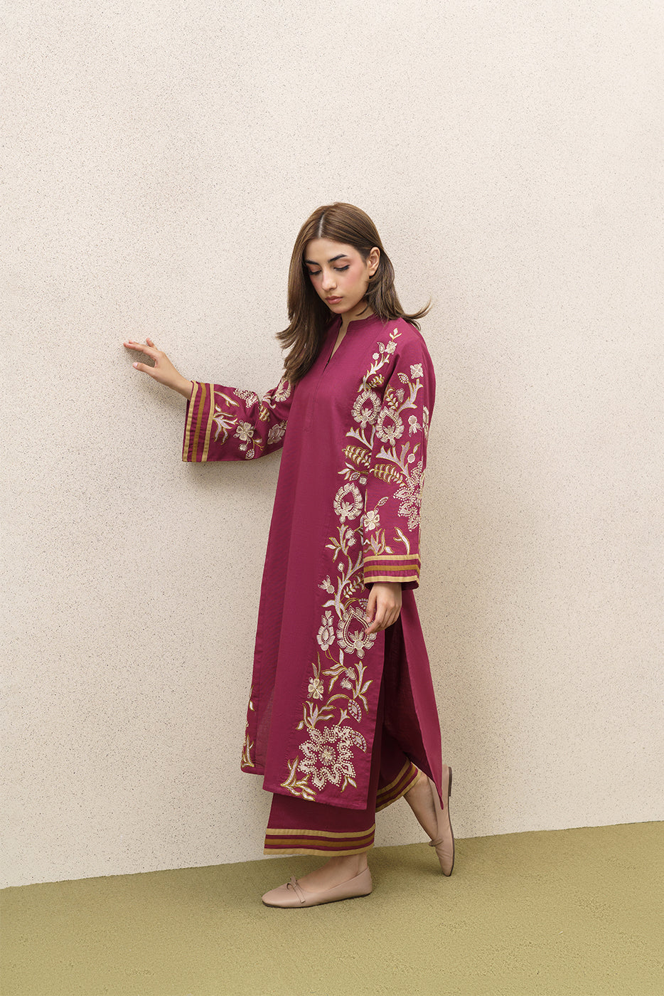 2 PIECE EMBROIDERED SLUB KHADDAR SUIT (PRET)