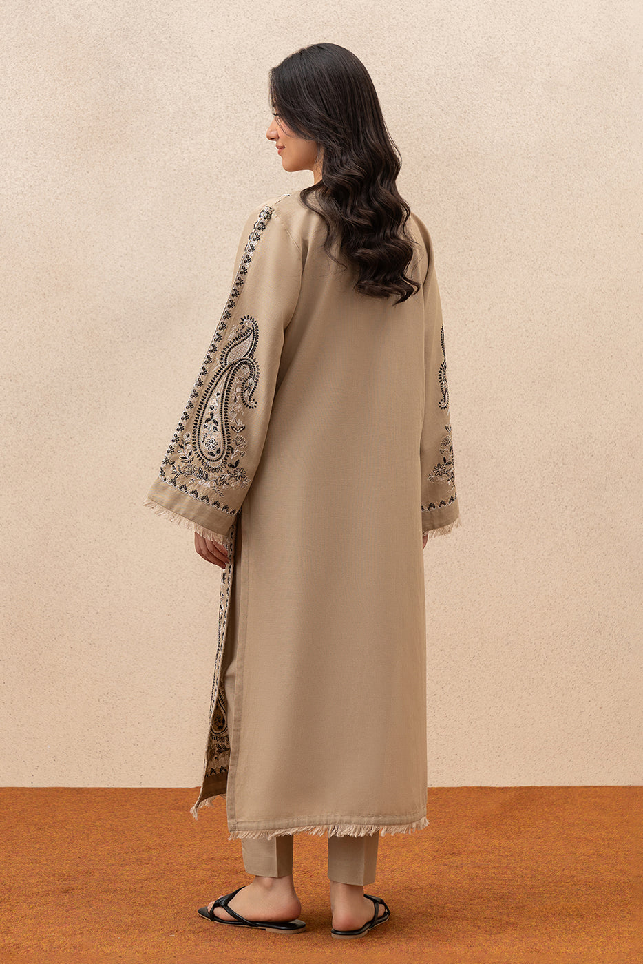 2 PIECE EMBROIDERED SLUB KHADDAR SUIT (PRET)