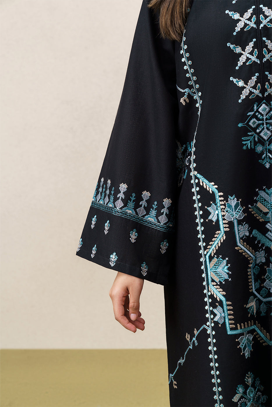 2 PIECE EMBROIDERED SLUB KHADDAR SUIT (PRET)