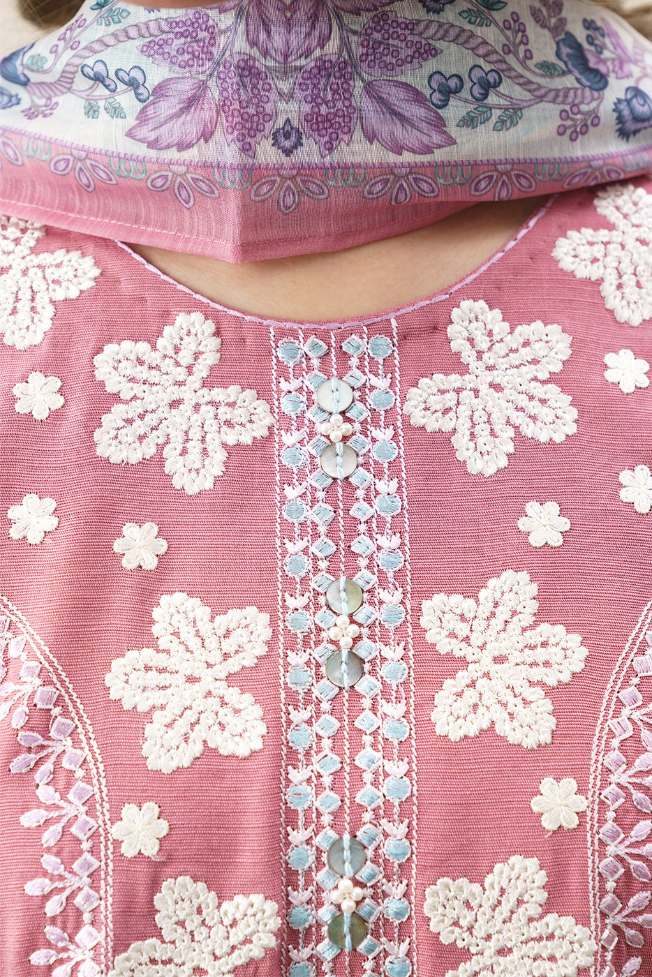 3 PIECE EMBROIDERED SLUB KHADDAR SUIT (PRET)