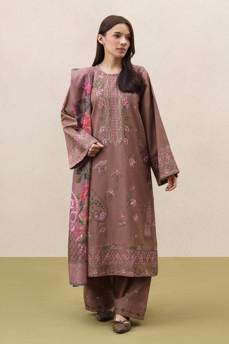 3 PIECE EMBROIDERED SLUB KHADDAR SUIT (PRET)