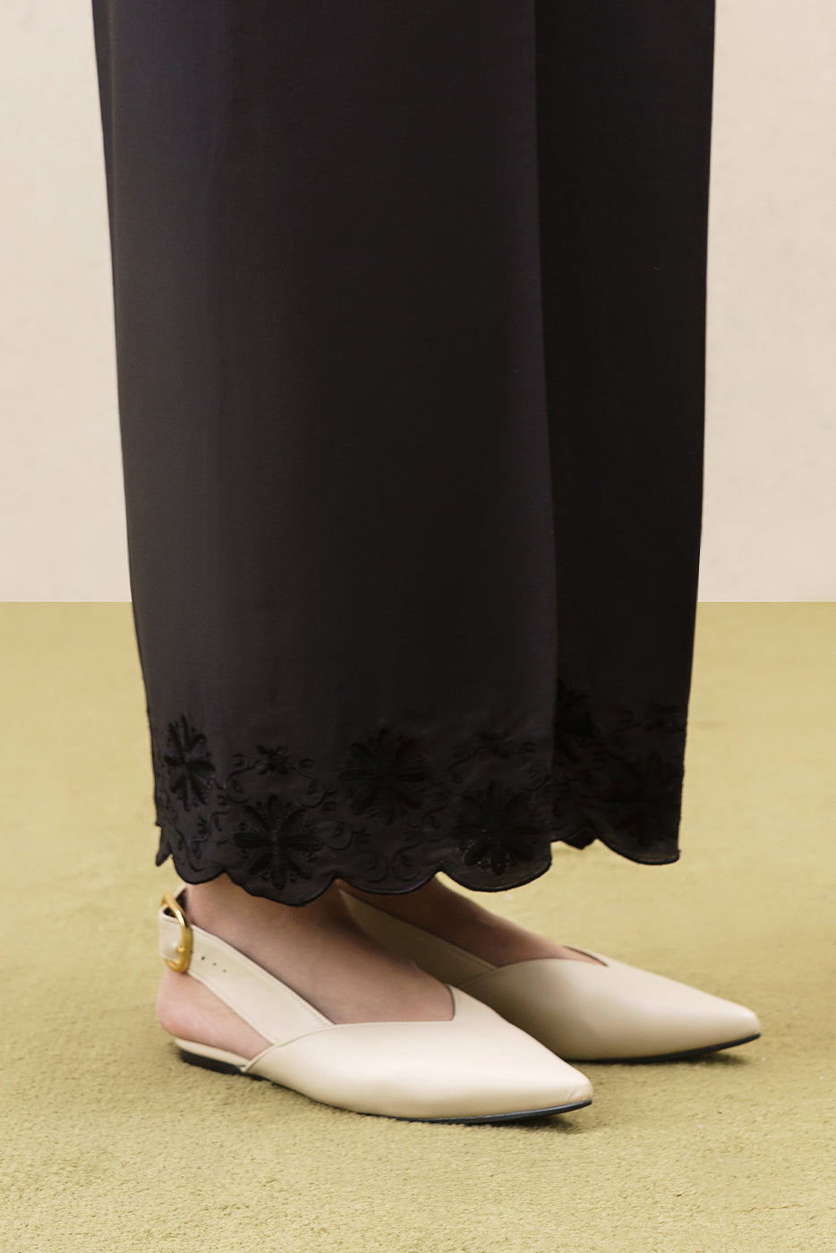EMBROIDERED CULOTTE PANTS