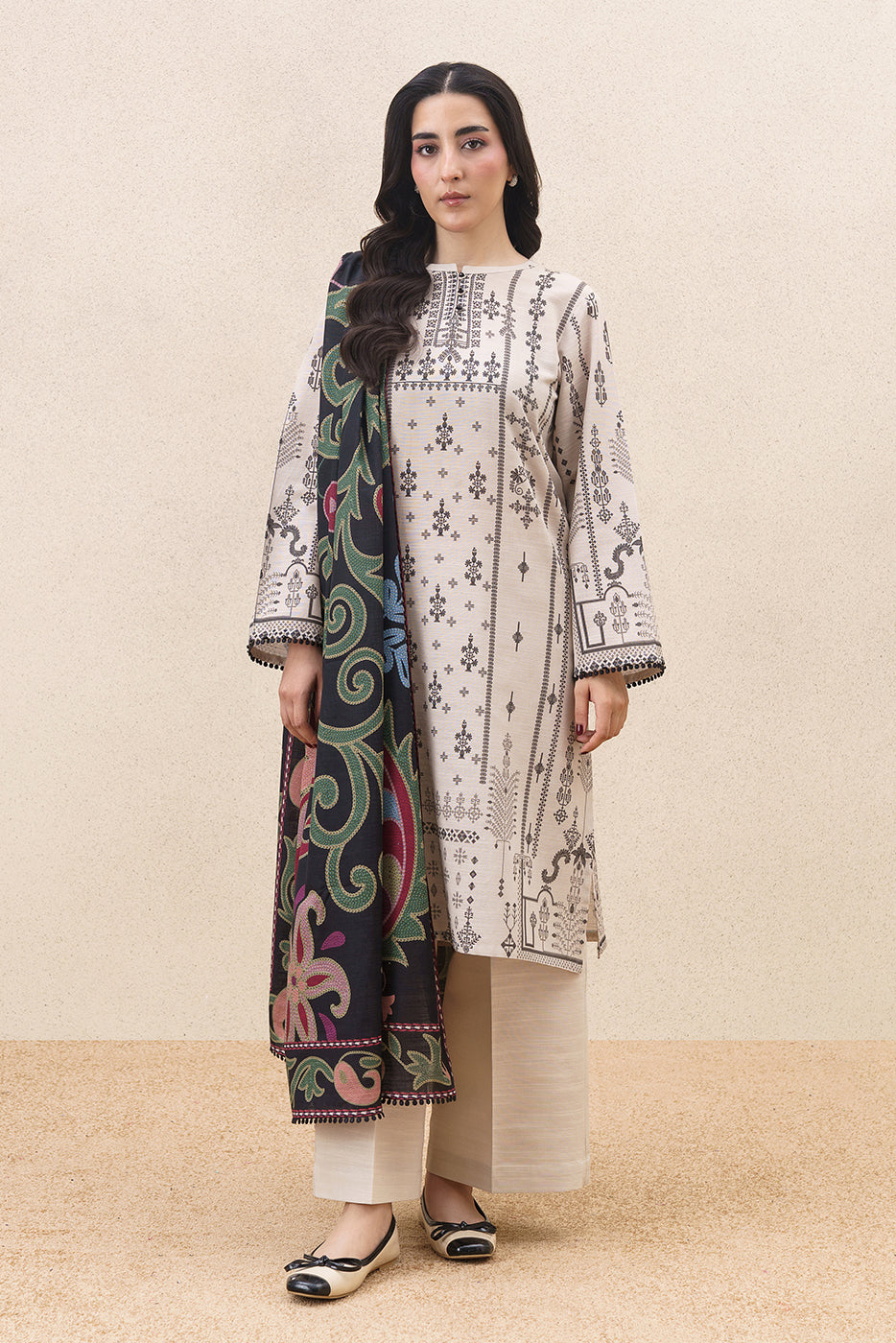 3 PIECE PRINTED SLUB KHADDAR SUIT-WHISPERING FLORALS ( UNSTITCHED )