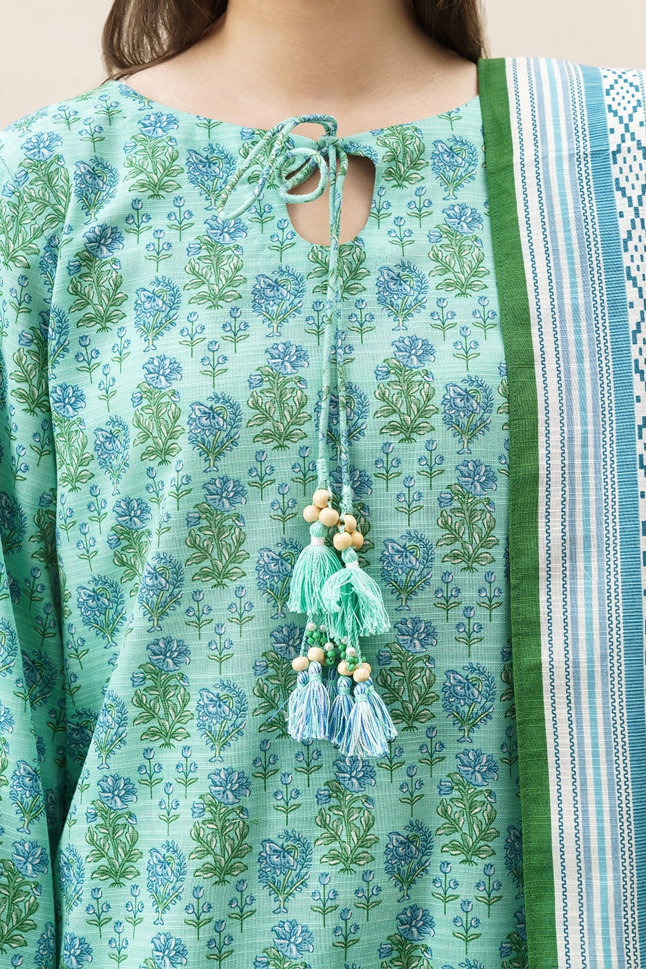 3 PIECE PRINTED KHADDAR SUIT-PASTEL BLOOM (UNSTITCHED)