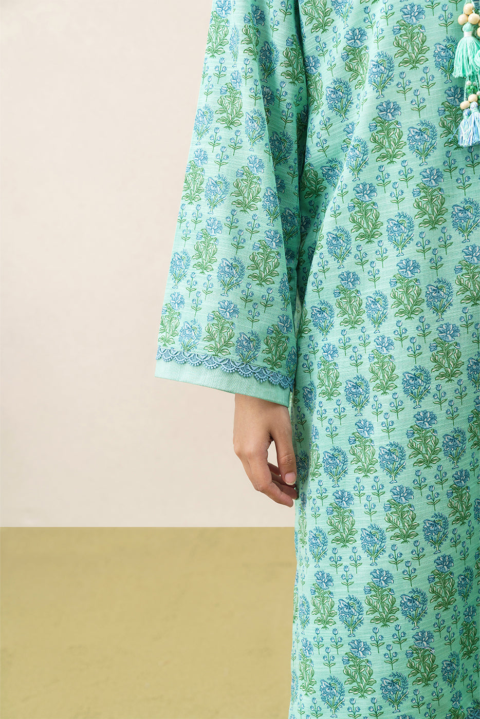 3 PIECE PRINTED KHADDAR SUIT-PASTEL BLOOM (UNSTITCHED)