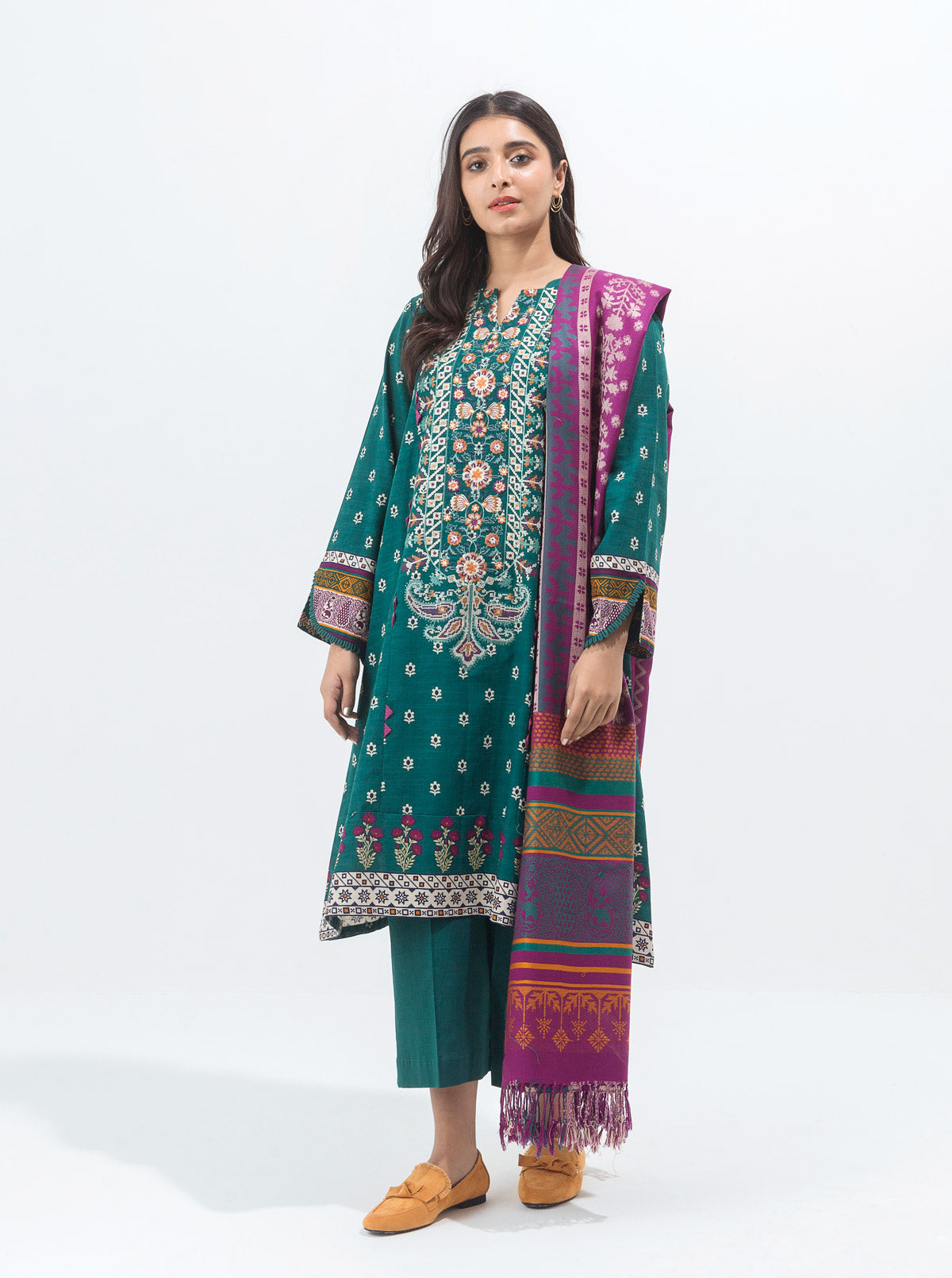 Floral Fluorite-Embroidered With Shawl-3P