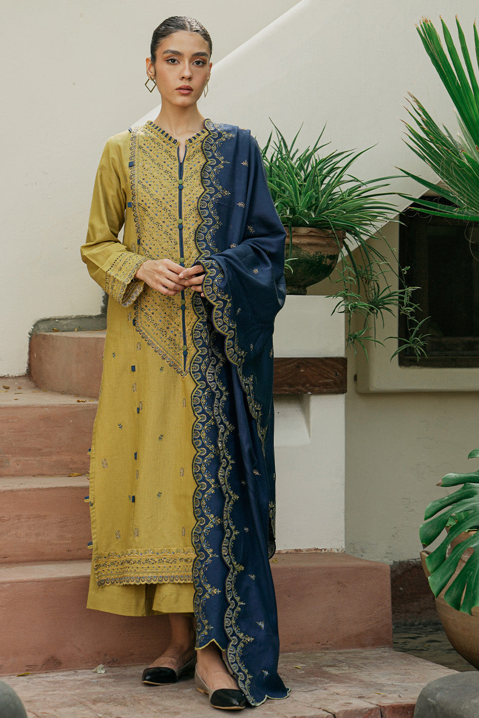 3 Piece - Embroidered With Shawl Khaddar Suit - Oriental Glow