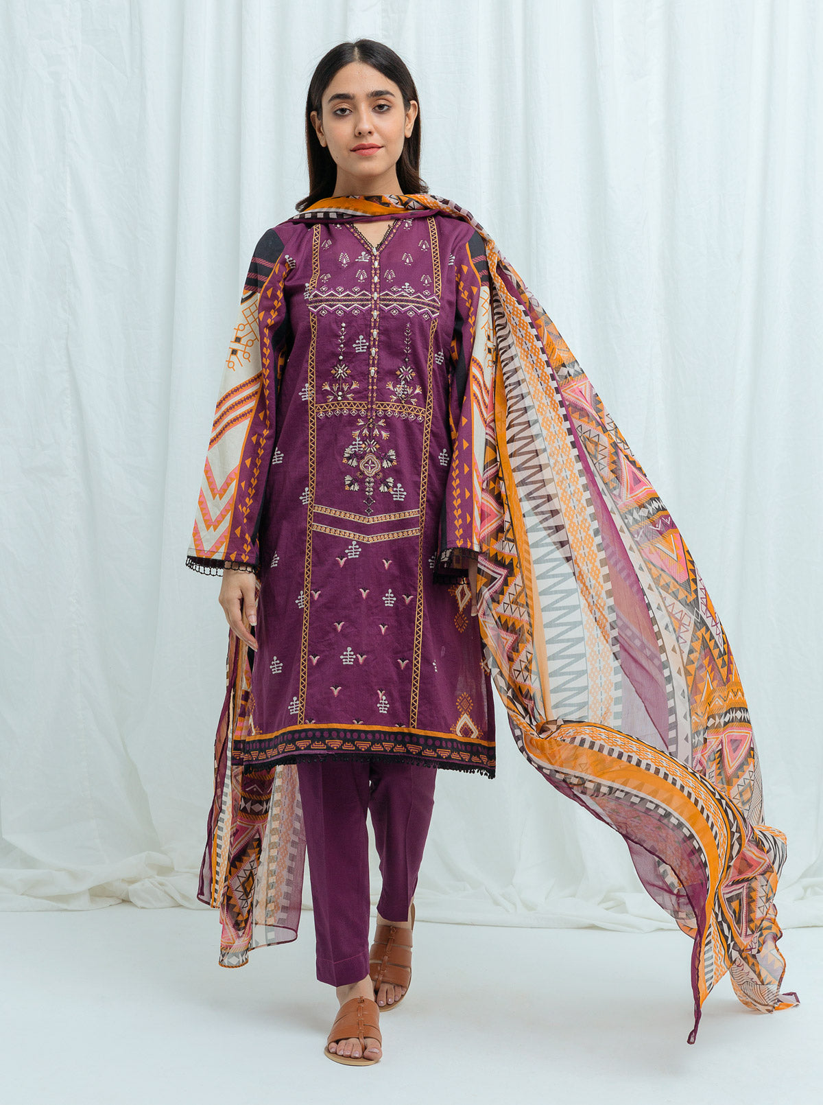 Tribal Twist-Embroidered -2P