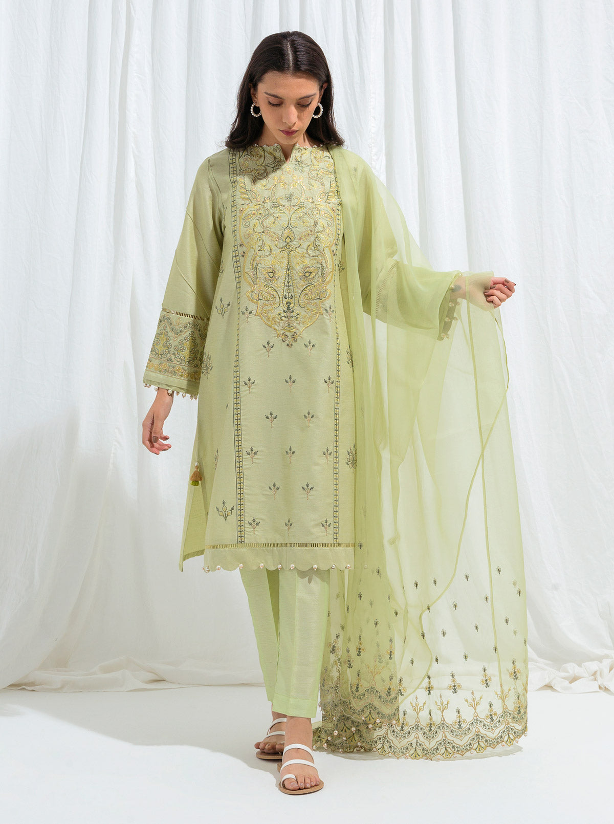 Mint Meadow-Embroidered-3P