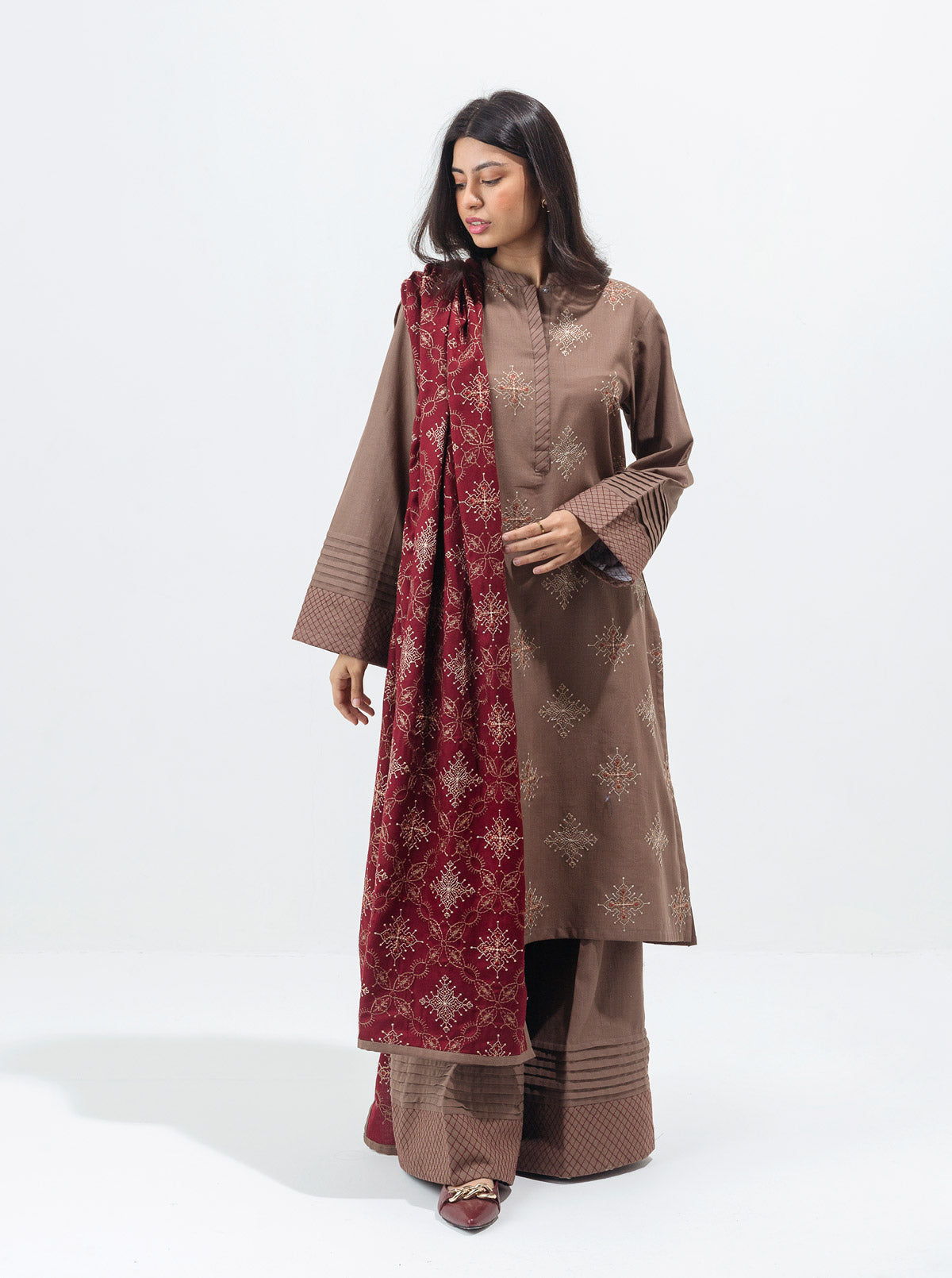 Divine Beige-Embroidered With Shawl-3P (Unstitched)