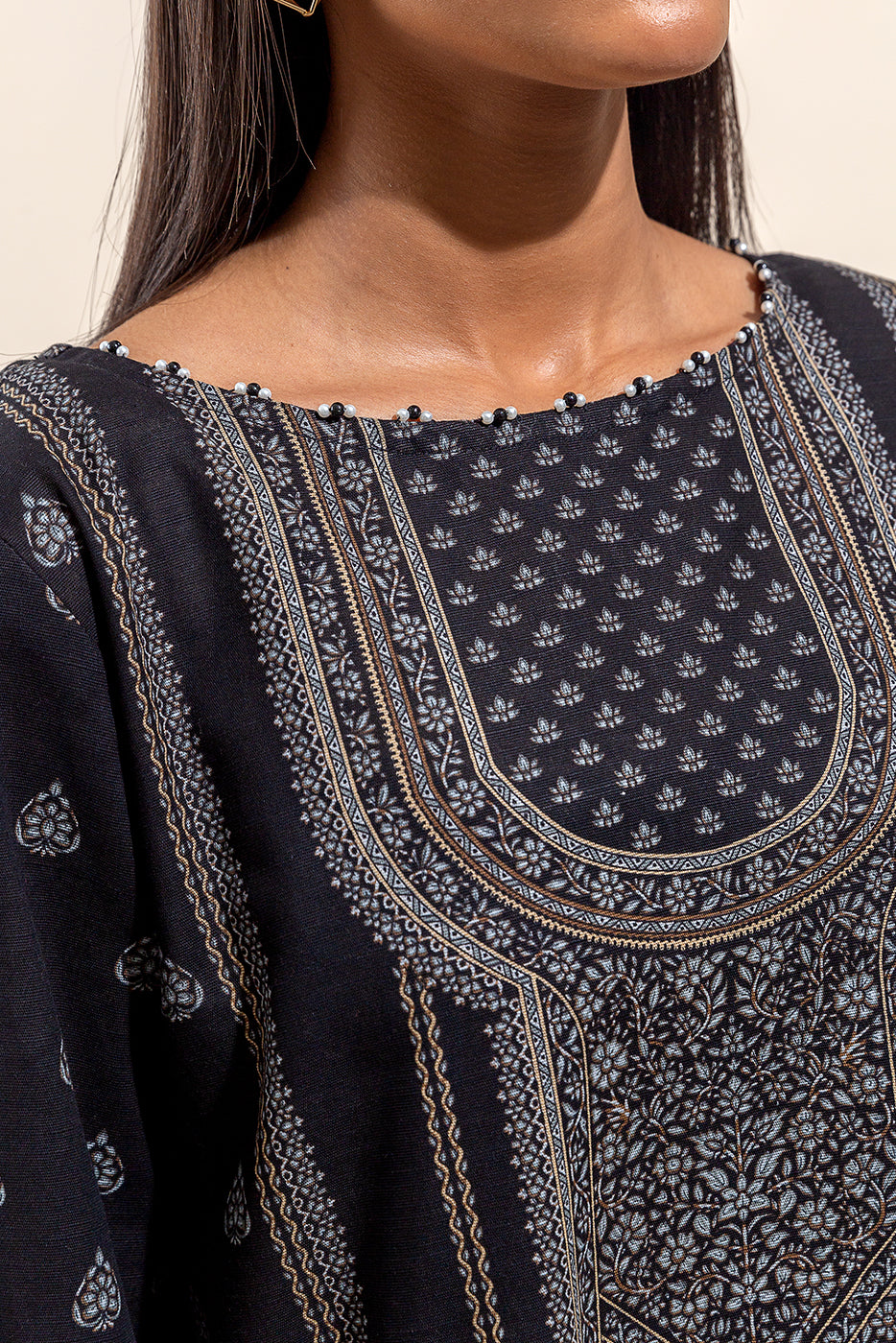 3 Piece - Printed Khaddar Suit - Gloomy Myth (Unstitched)
