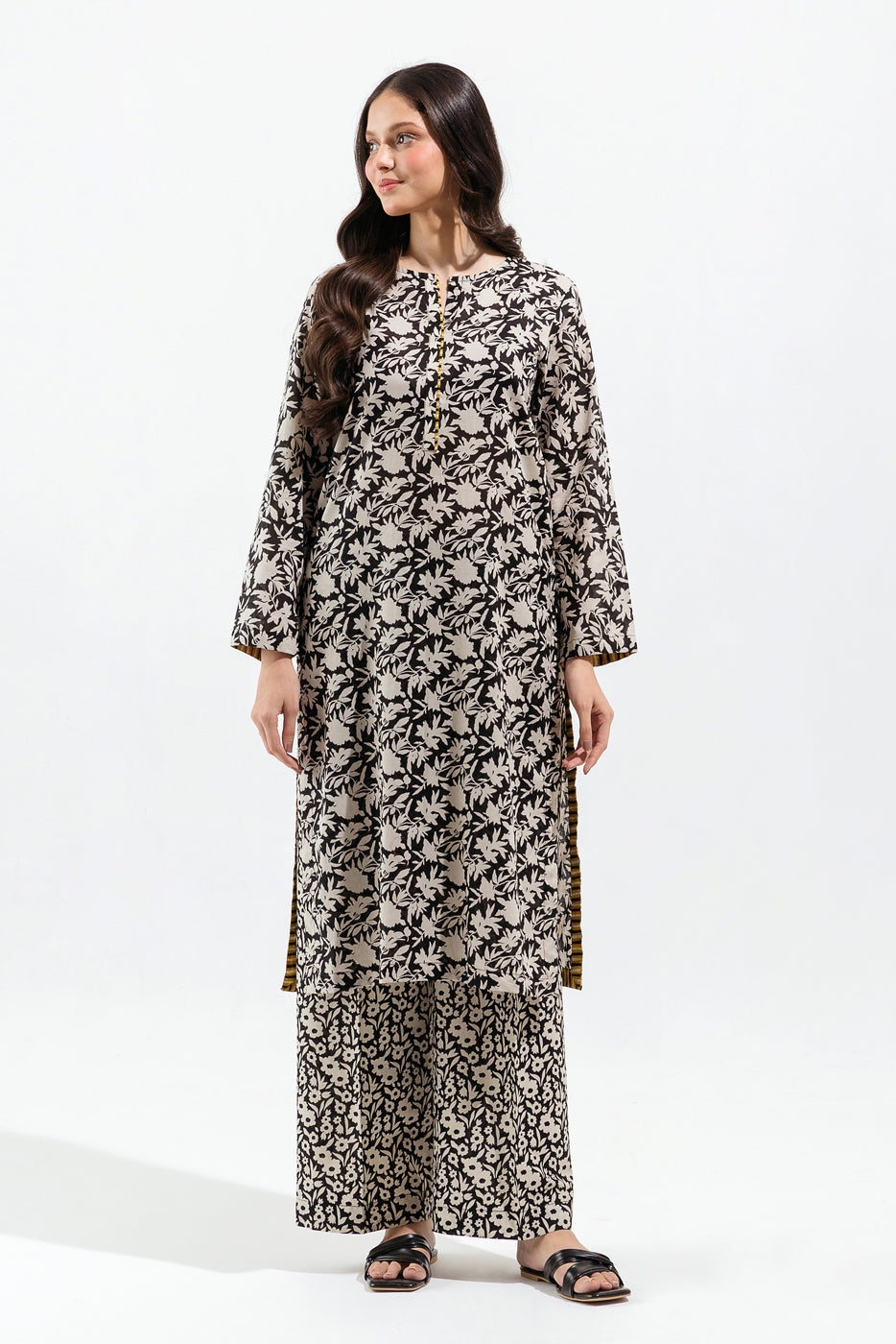 2 Piece - Printed Lawn Suit - Onyx Fields