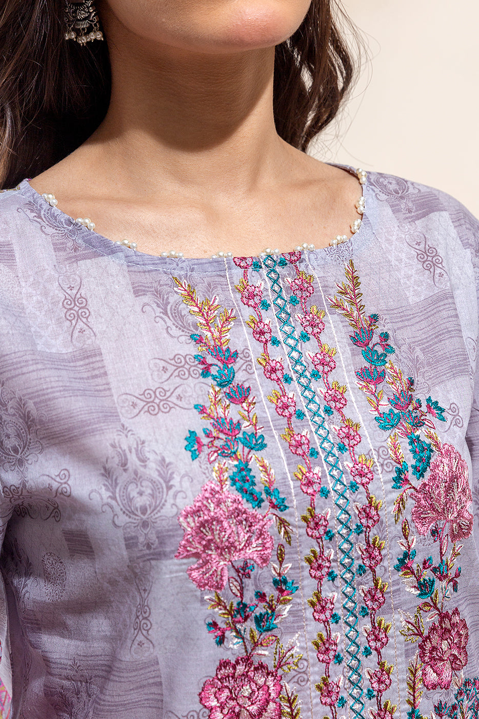 Embroidered chiffon dupatta(As Shown)
