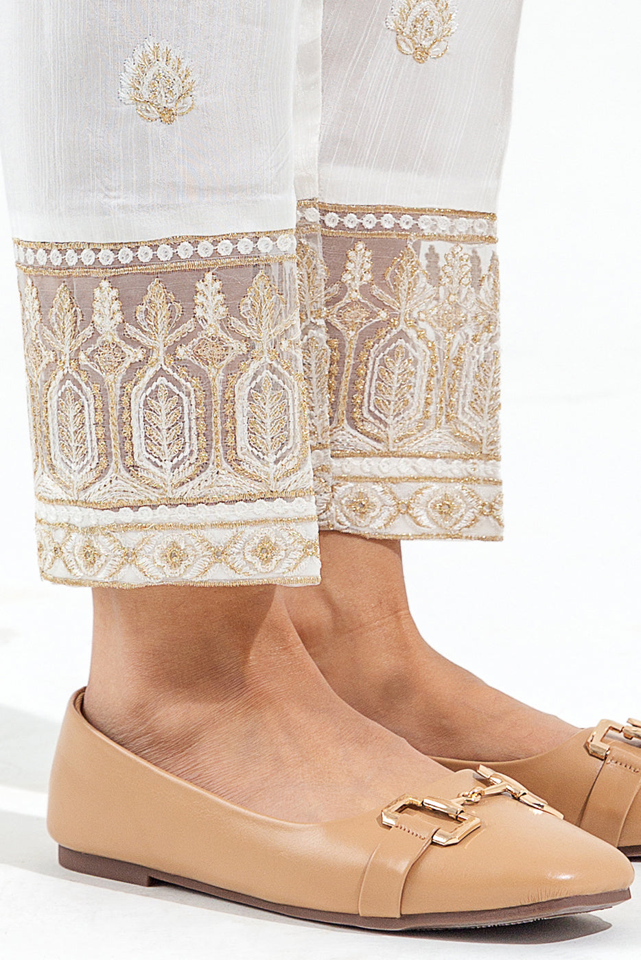 Dupatta as shown