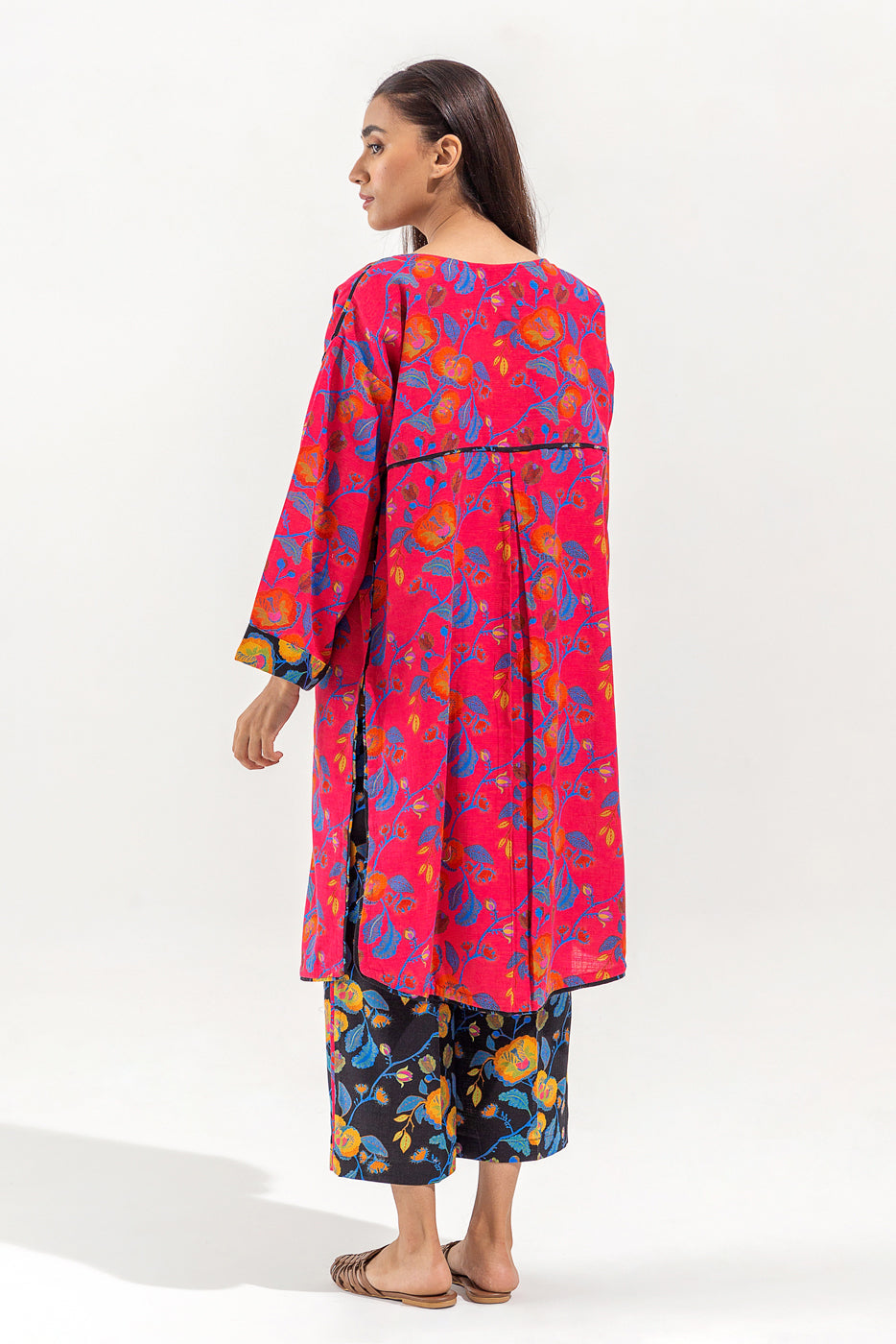 2 Piece Printed Slub Khaddar Suit (Pret)