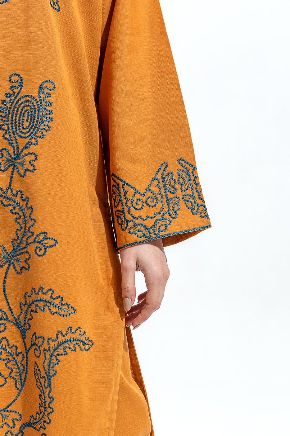 2 Piece Embroidered Slub Khaddar Suit (Pret)