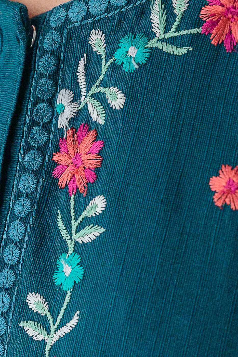 2 Piece Embroidered Slub Khaddar Suit (Pret)