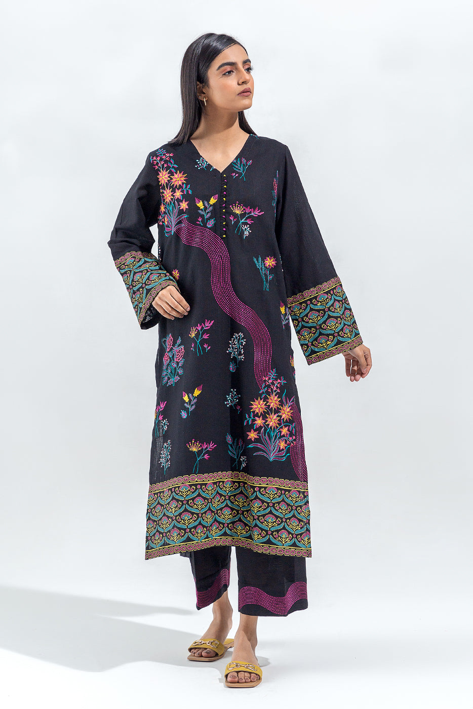 2 Piece Embroidered Slub Khaddar Shirt(Pret)