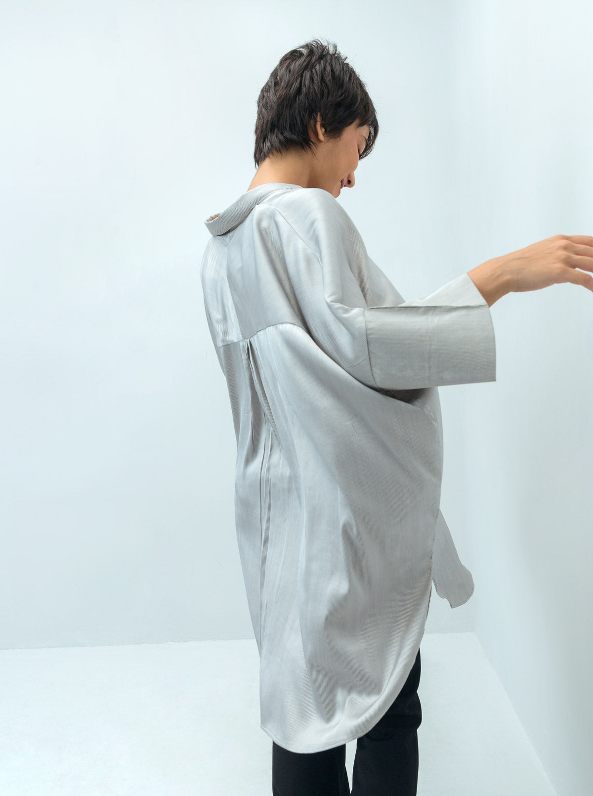 Gray Striped Baggy Silk Collar Shirt
