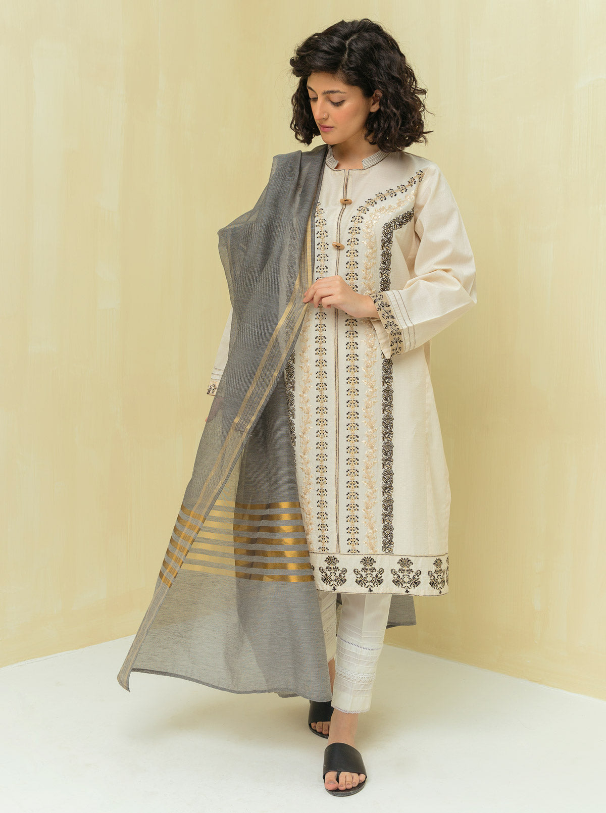 Embroidered Shirt With Dupatta