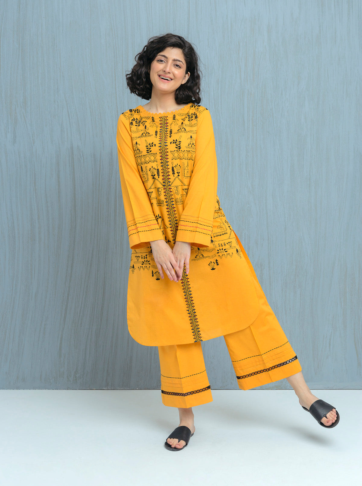 SS25DD-2774  GREY PRINTED DUPATTA