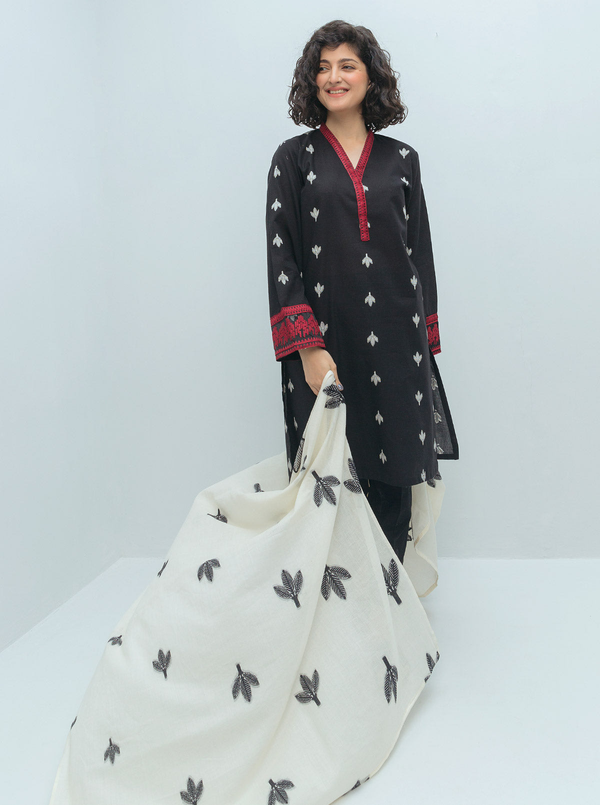 Aizel Dupatta