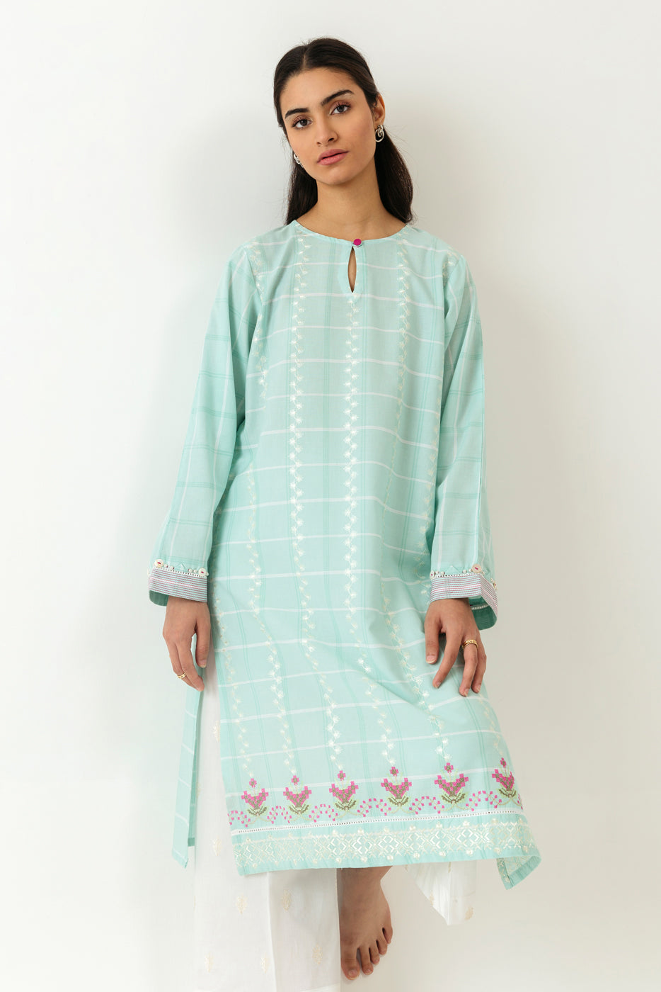 Shoot Stitched Noor Festive 25 Style B