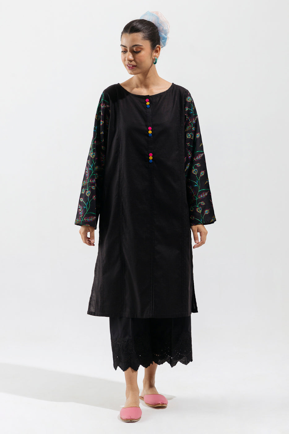 Embroidered Lawn Shirt (Pret)