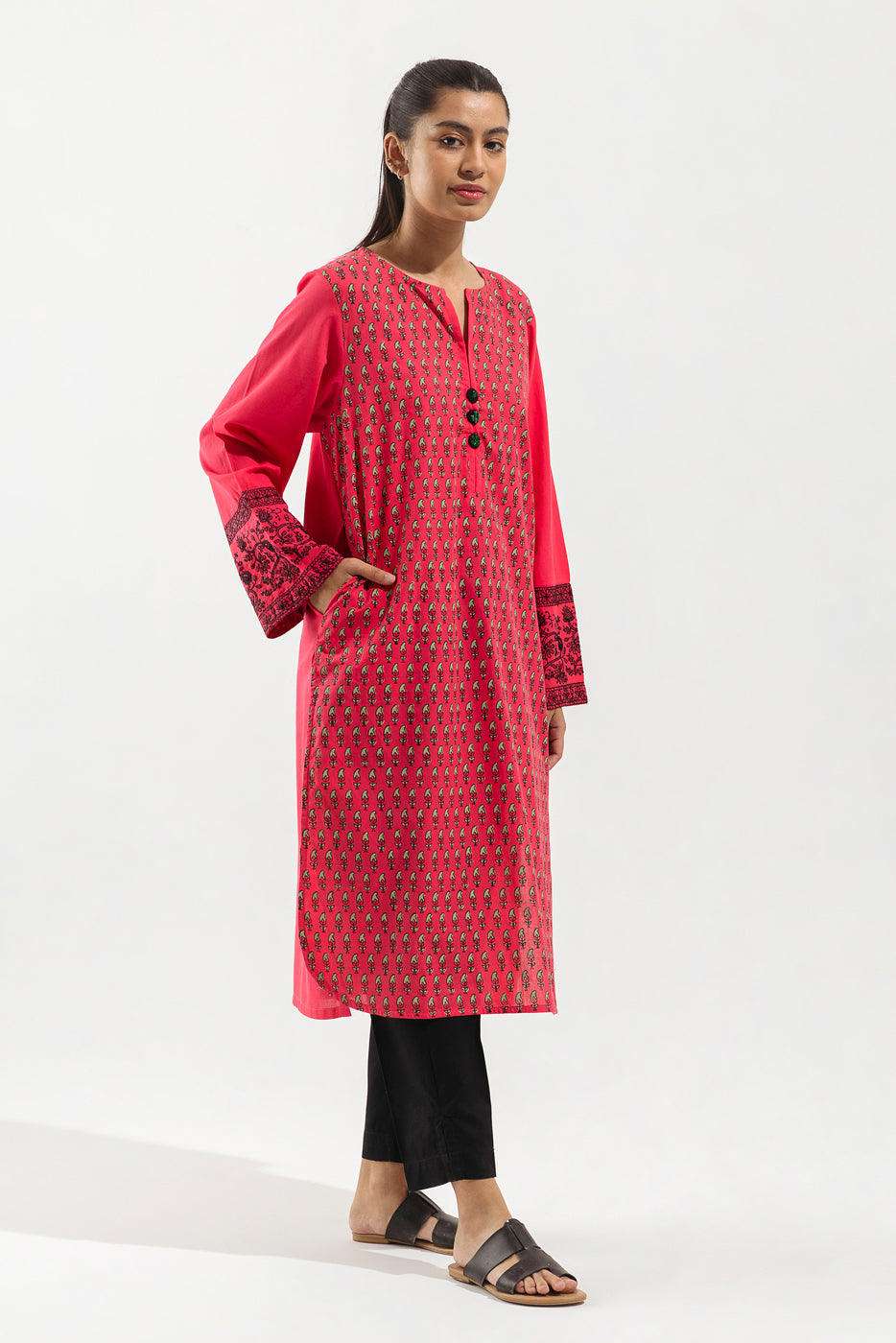 Embroidered Lawn Shirt (Pret)
