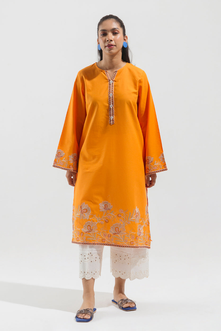 Embroidered Lawn Shirt (Pret)