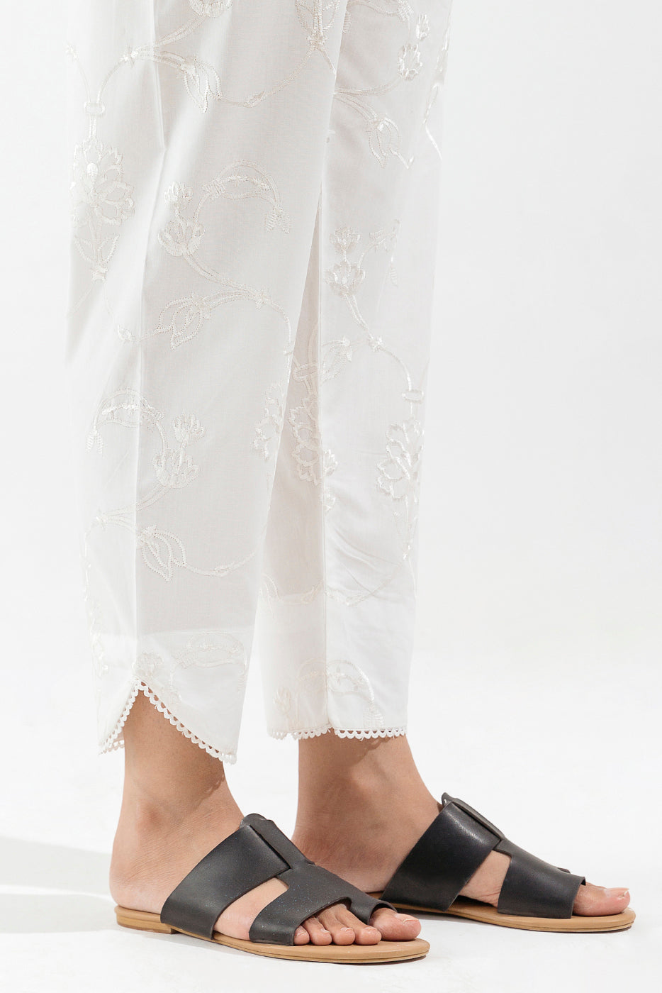 Embroidered Straight Pants