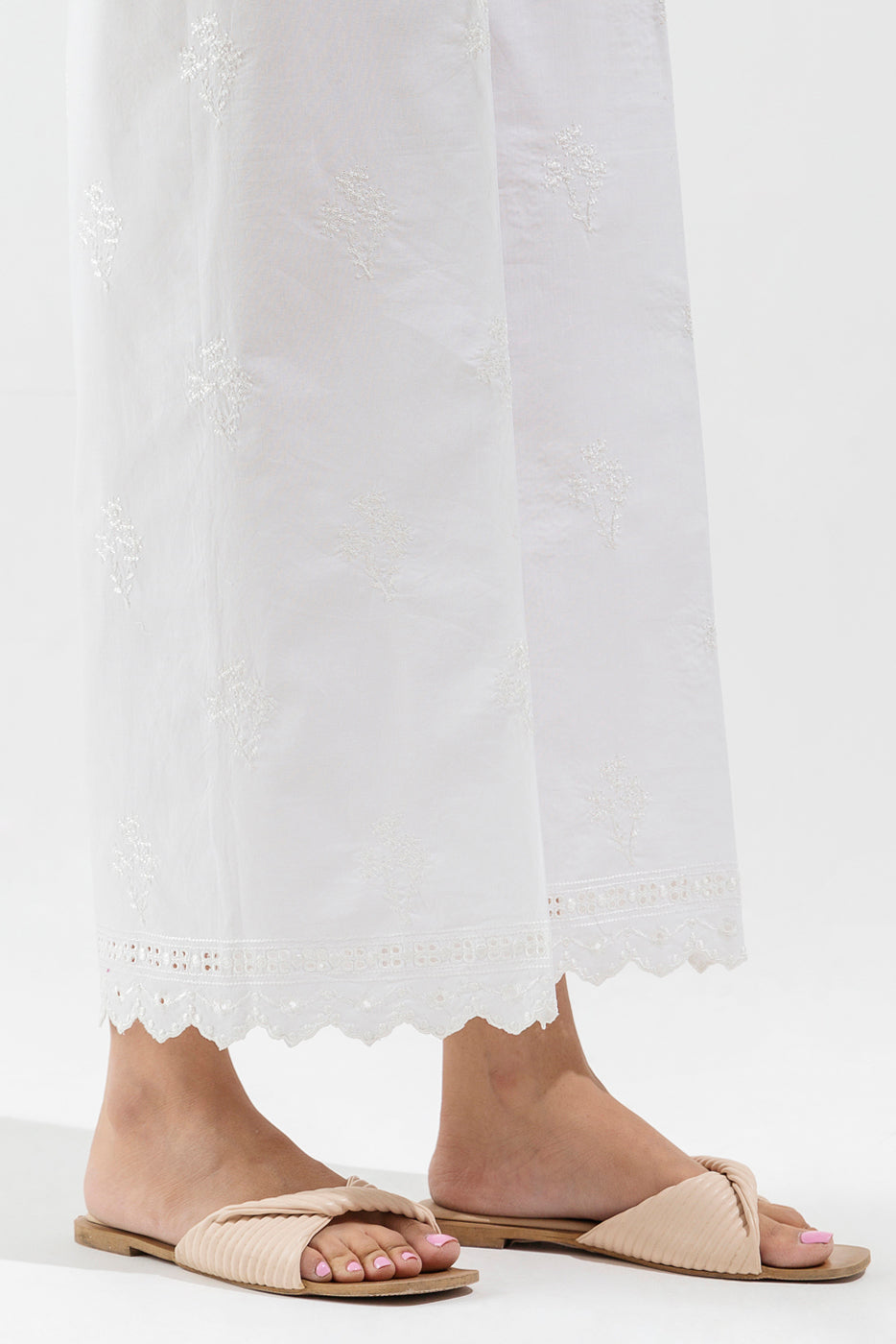 Embroidered Slack Pants