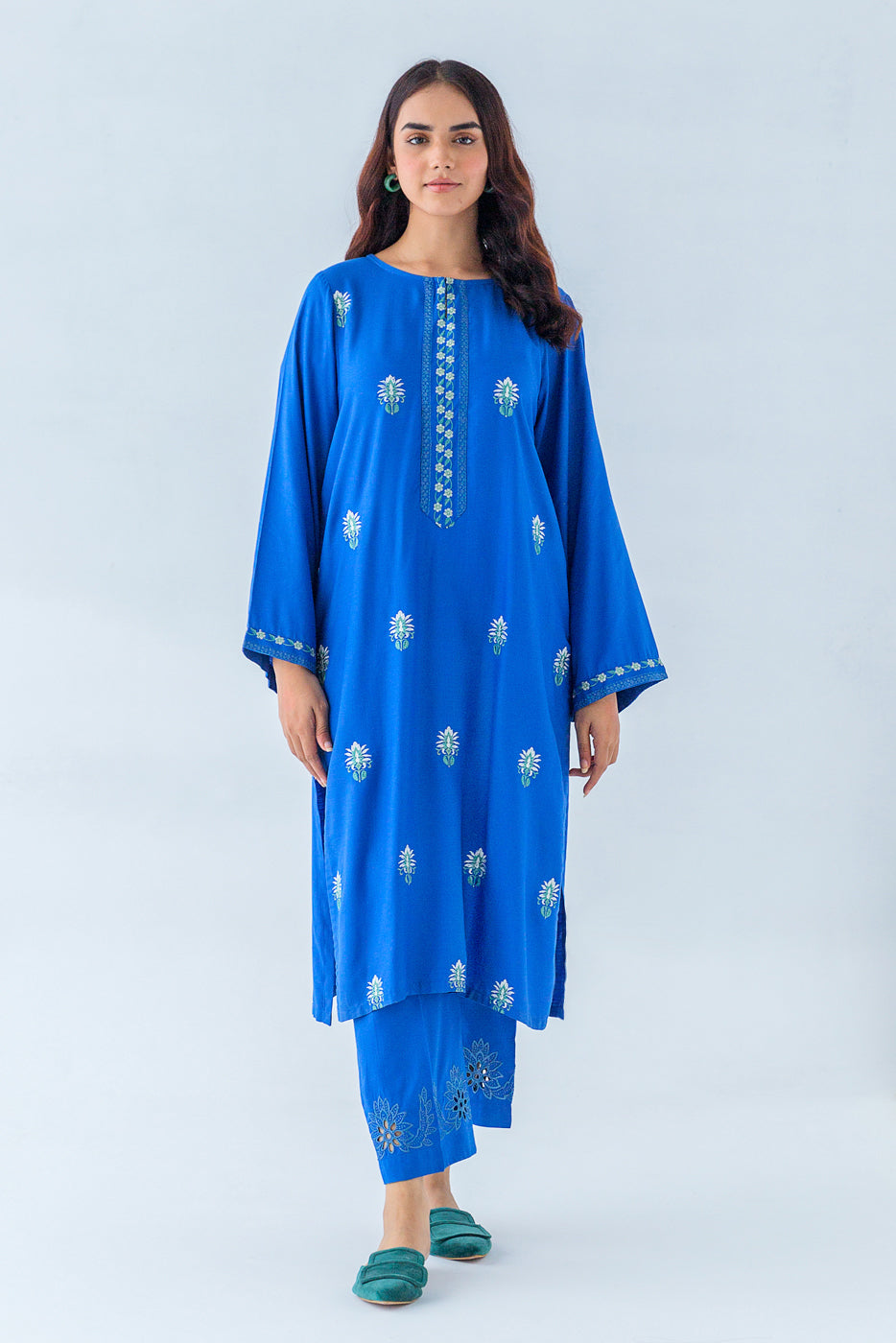 2 Piece Embroidered Viscose Suit (Pret)