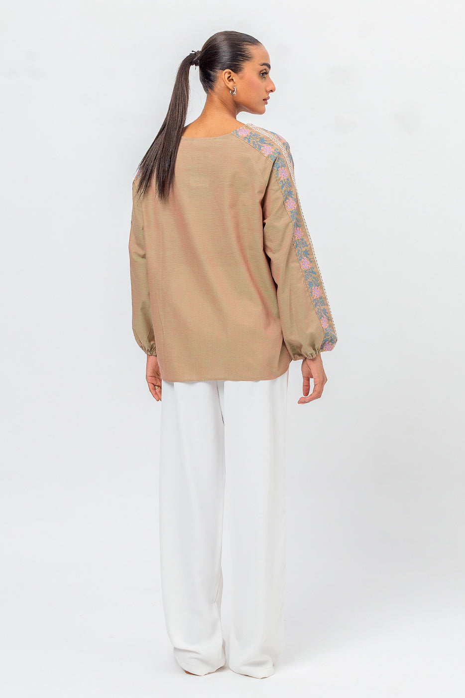 Embellished Trousers(as shown)