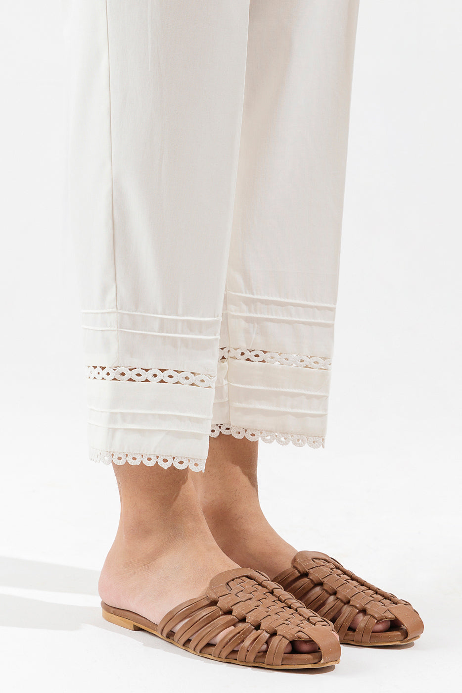 BASIC STRAIGHT PANTS