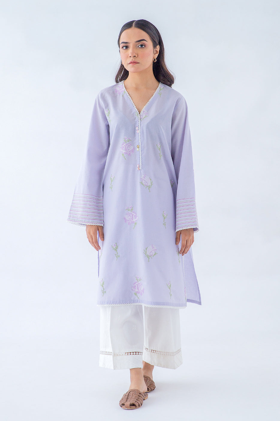 Embroidered Lawn Shirt (Pret)
