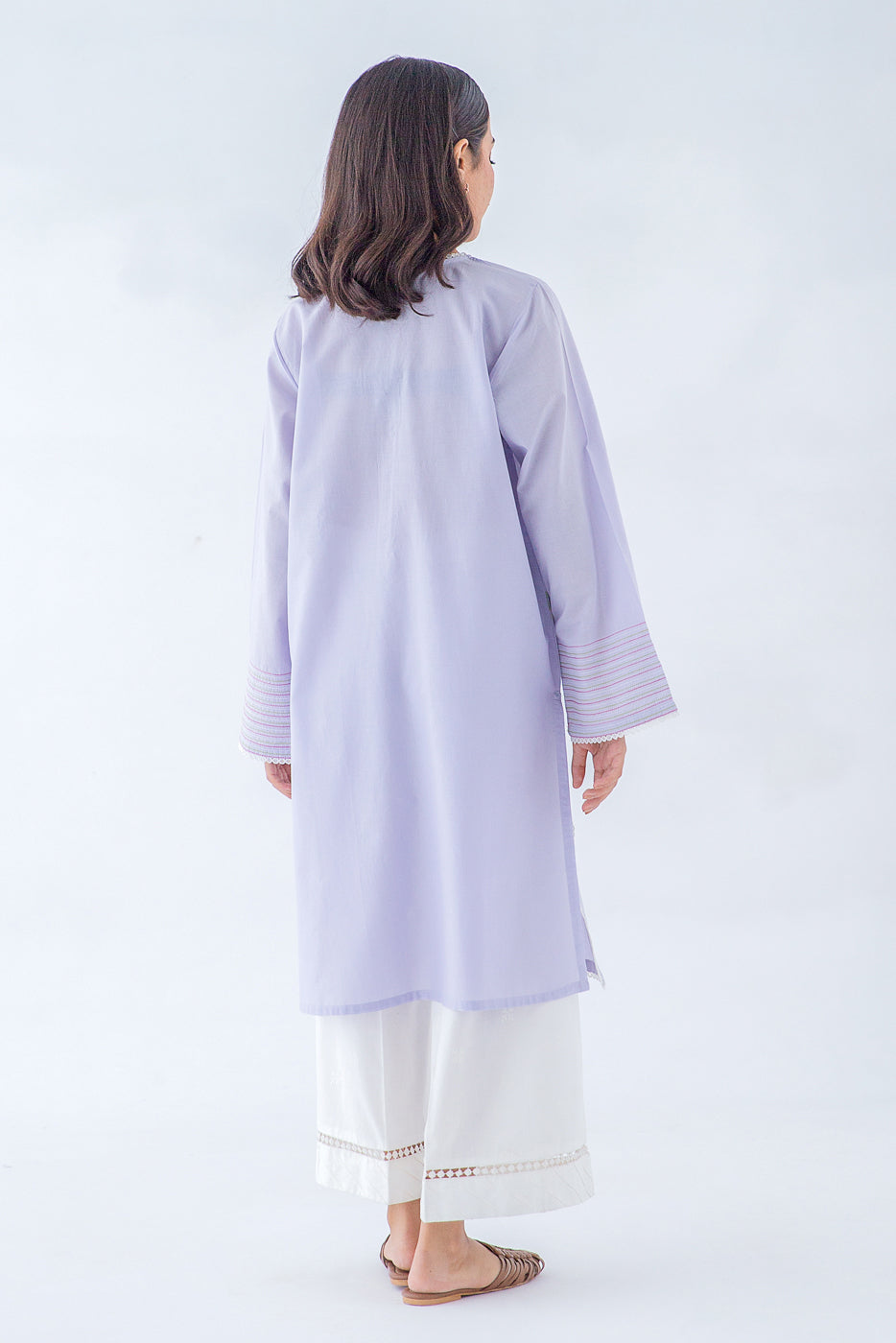Embroidered Lawn Shirt (Pret)