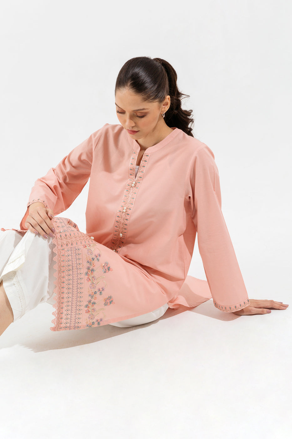 Embroidered Lawn Shirt (Pret)