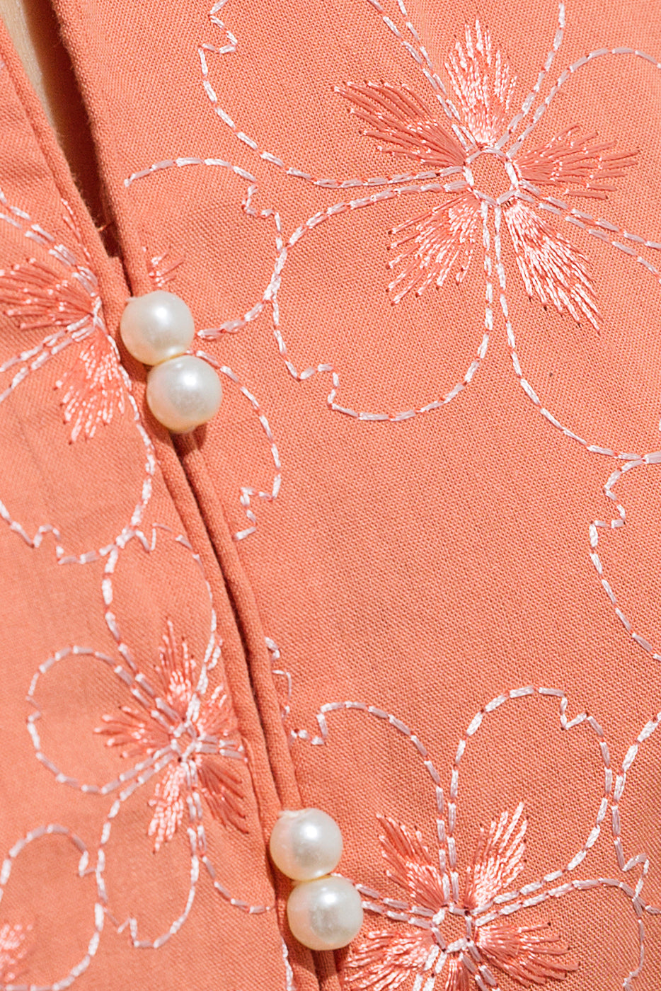 Embroidered Lawn Shirt (Pret)
