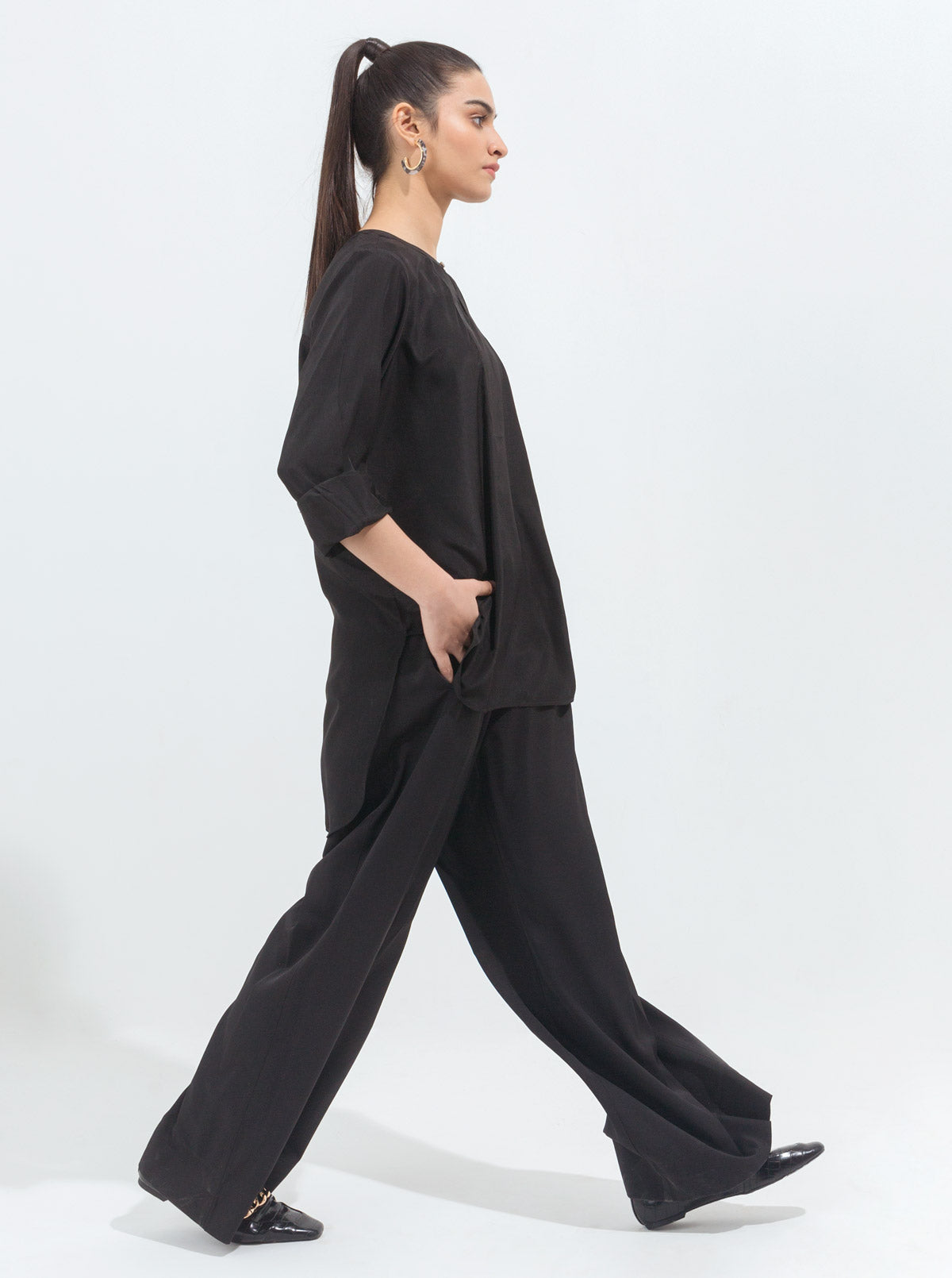 Black High Low Grip Top