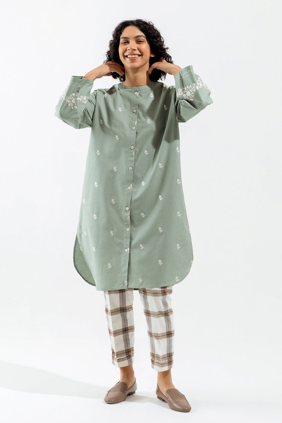 Embroidered Shirt With Pants