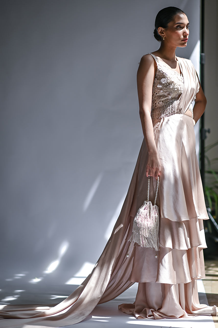 https://cdn.shopify.com/s/files/1/0588/3661/5221/products/Brigitte_7.jpg?v=1683353735