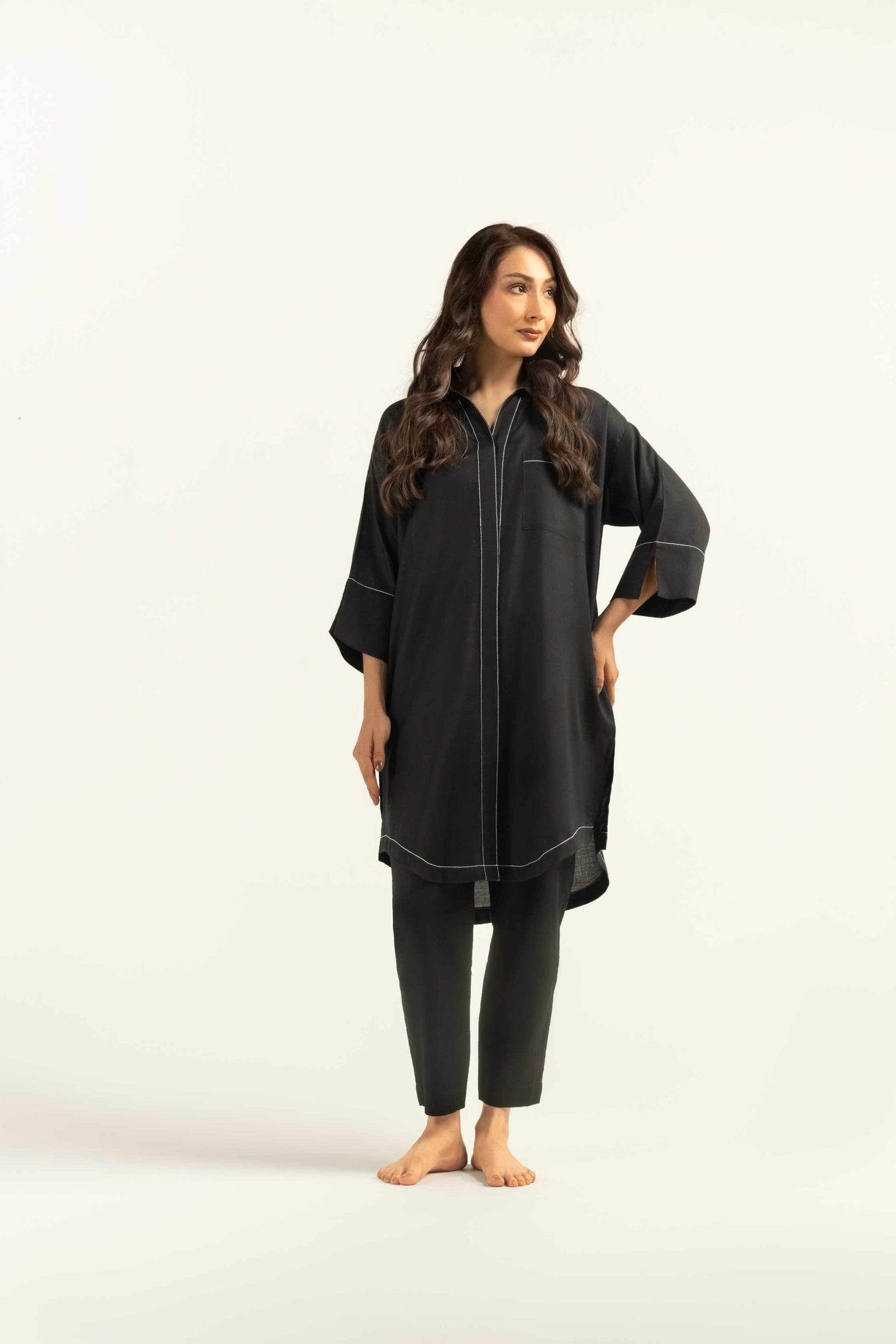 https://cdn.shopify.com/s/files/1/0663/9616/0233/files/BrownOak_2.jpg?v=1755800933