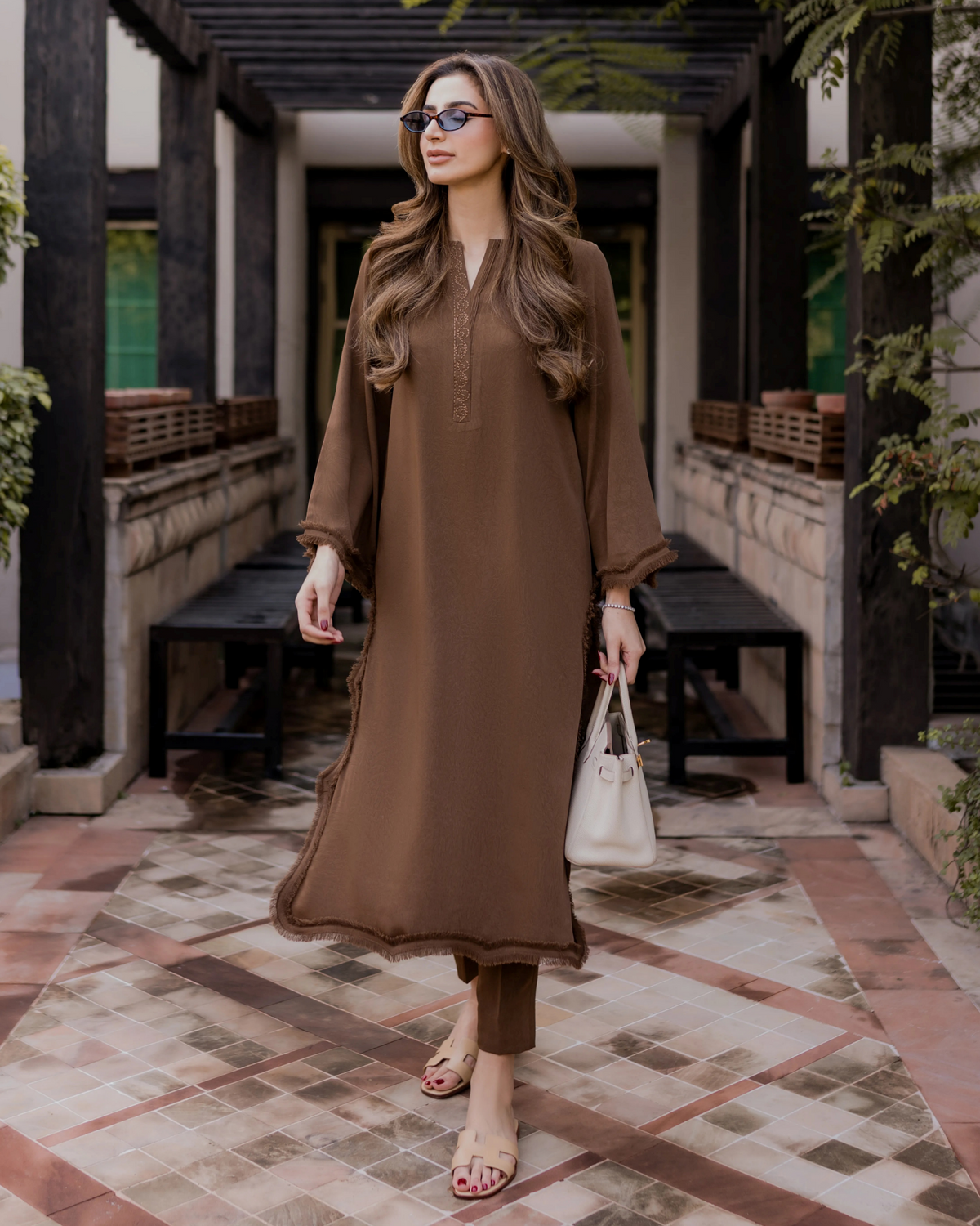 Mink Brown Thread Set