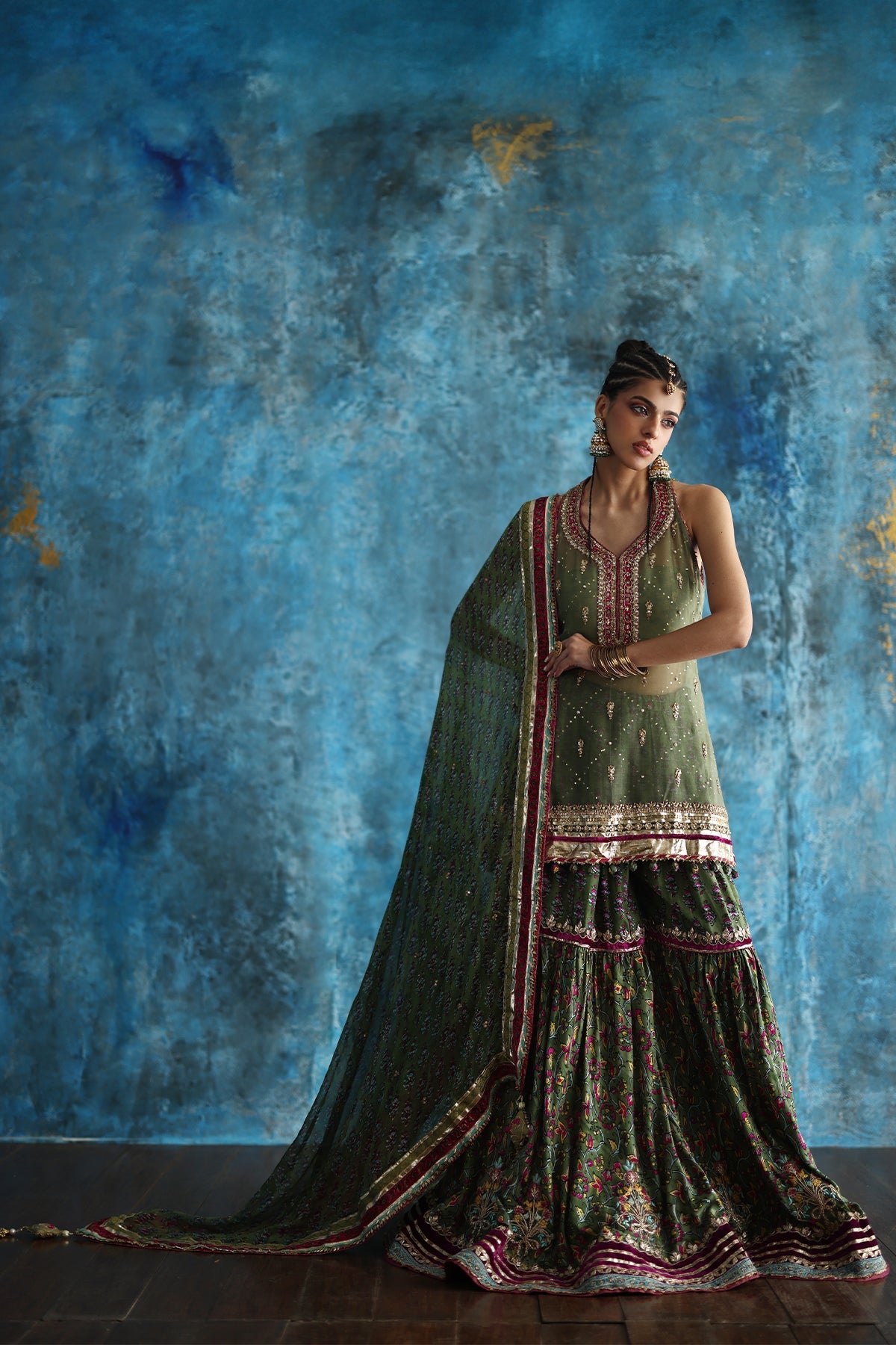 https://cdn.shopify.com/s/files/1/0742/2718/8017/files/CB-D-11-25-1Dupatta.jpg?v=1772701163