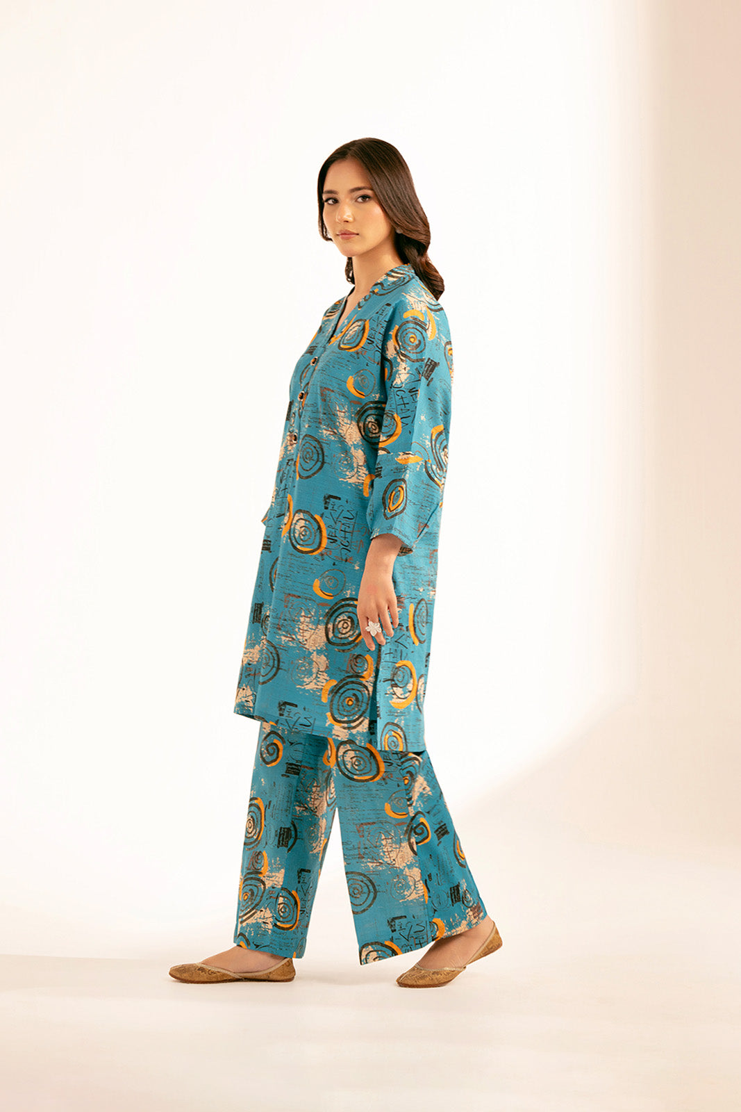 2 Piece Printed Slub Khaddar Printed Shirt (CF0169)