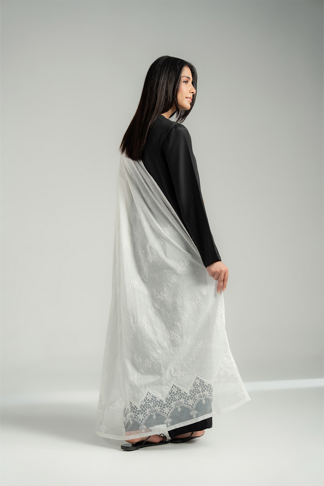 1 Piece Lawn Embroidered Shawl (CH0070)