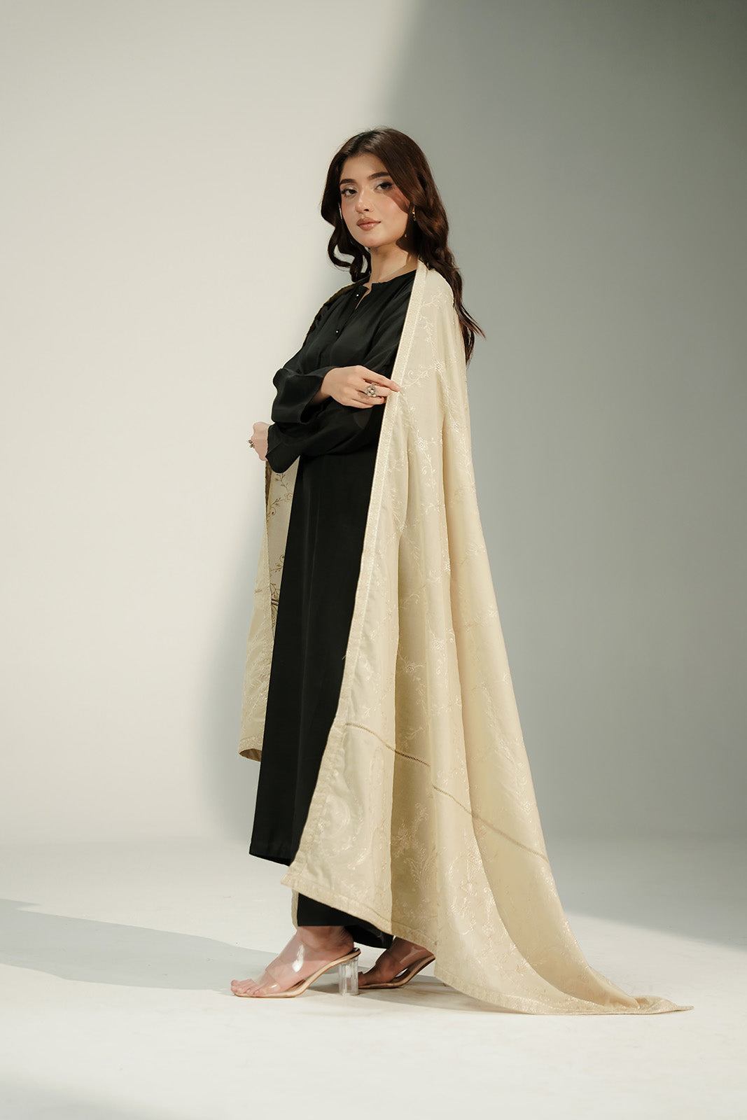 1 Piece Lawn Embroidered Shawl (CH0090)
